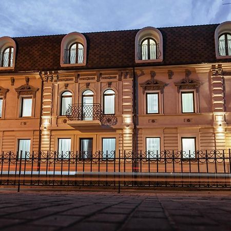 Kulikovskiy Hotel Харьков Экстерьер фото
